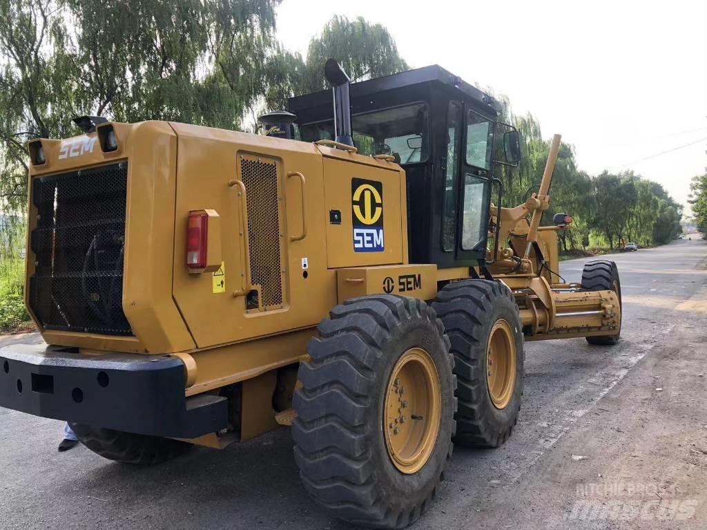 SEM 922F grader 平地机/推土机