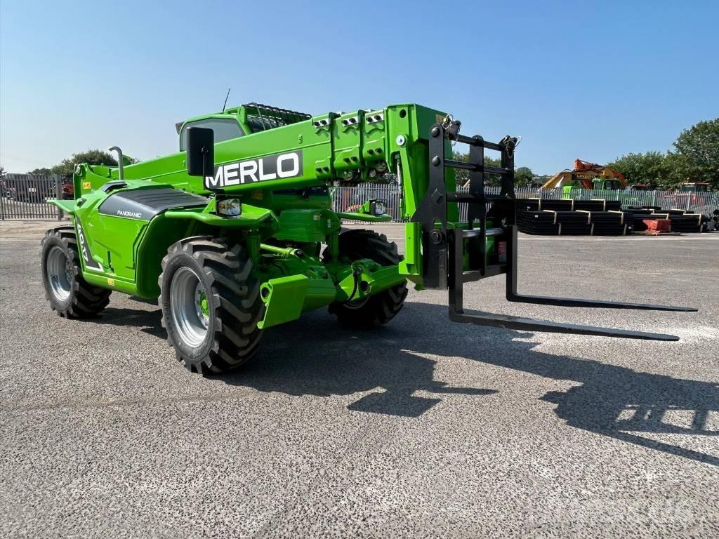 Merlo P 40.17 伸缩臂叉装车|叉装车