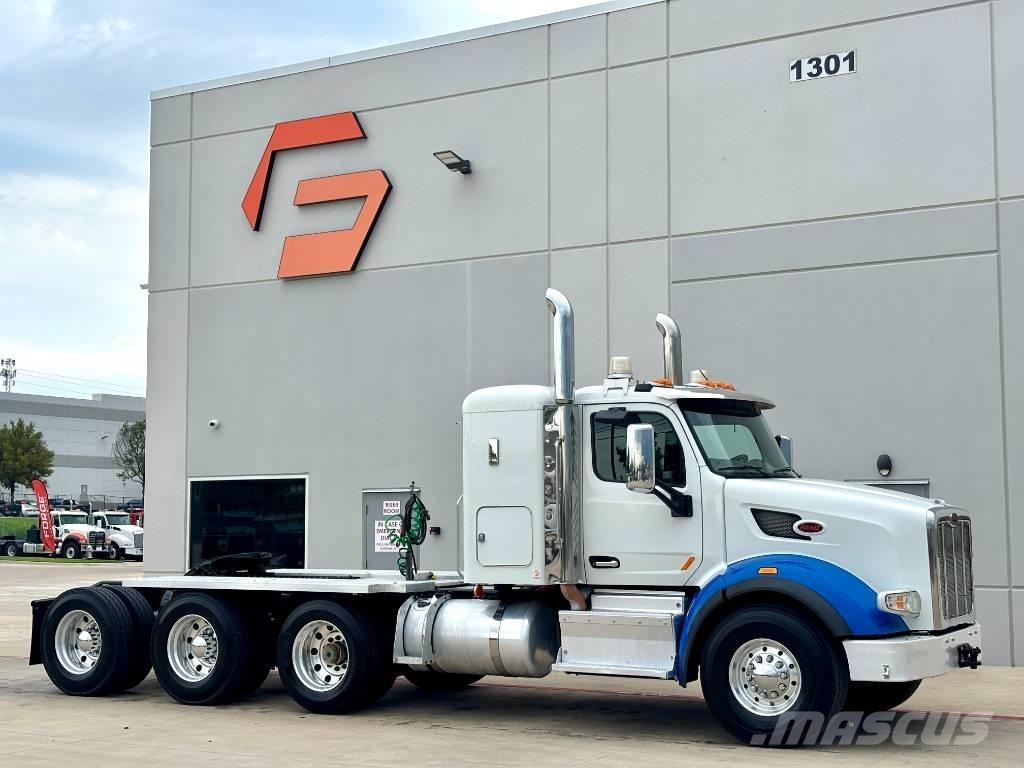 Peterbilt 567 牵引车