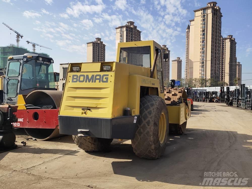 Bomag BW 217 单轮压路机