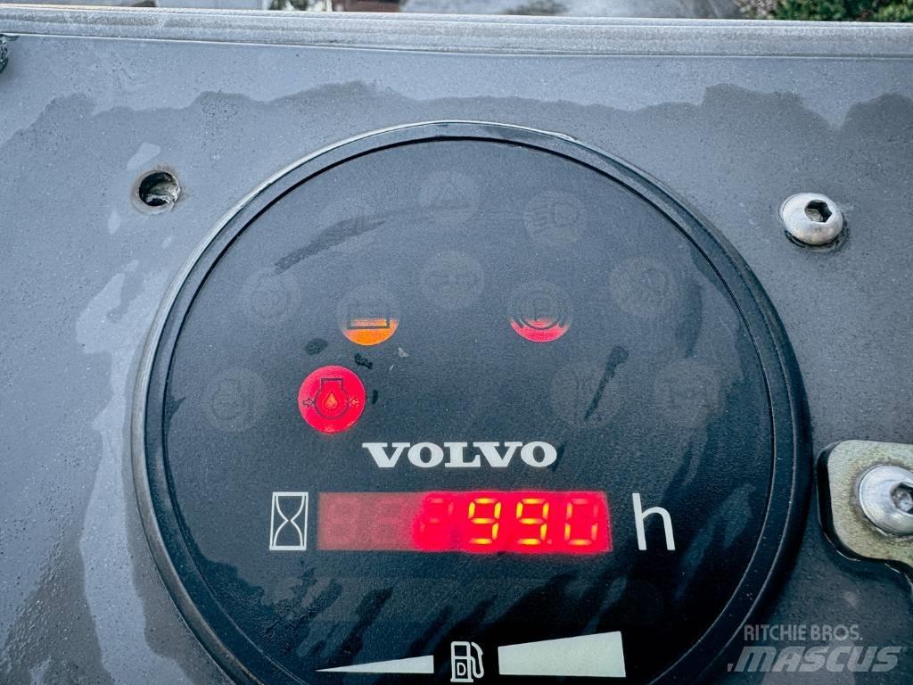 Volvo DD 25 B 双轮压路机
