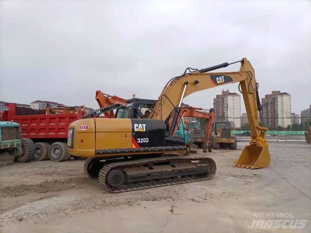 CAT 320 D 履带挖掘机
