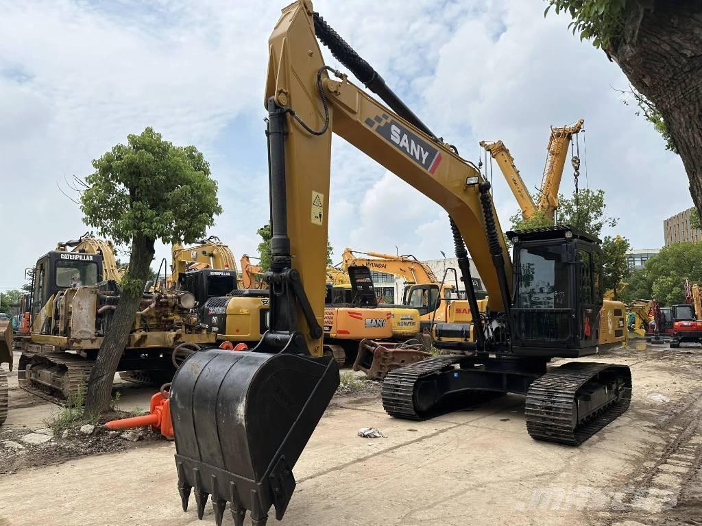 Sany SY215C 履带挖掘机
