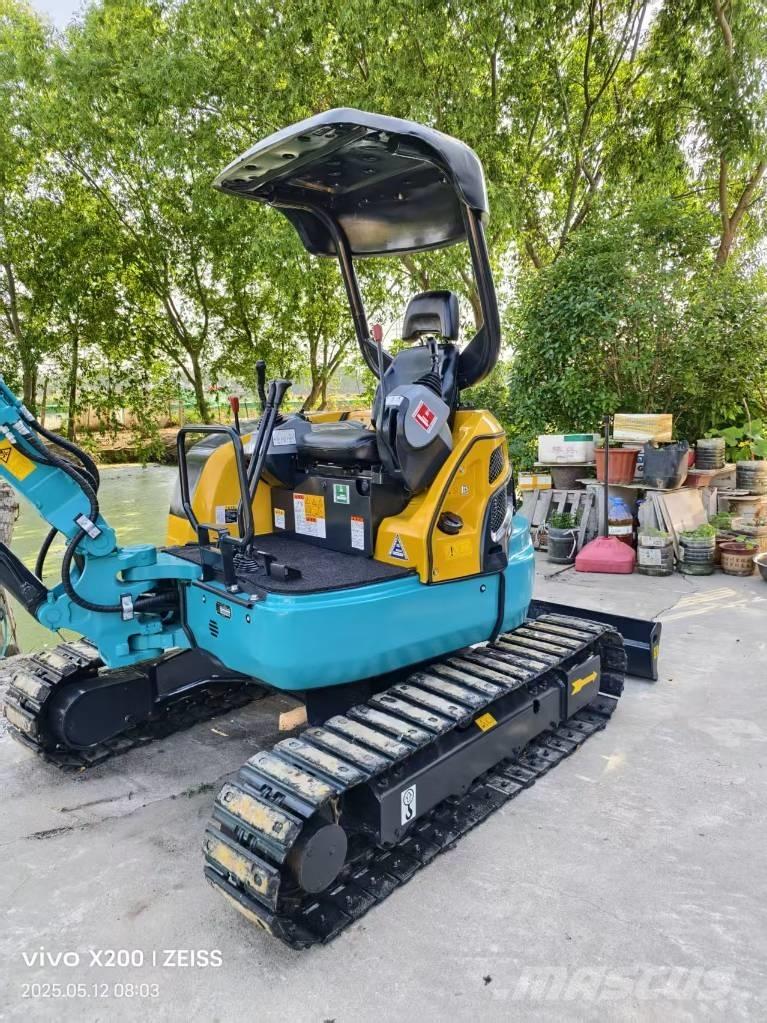 Kubota U 35 小型挖掘机