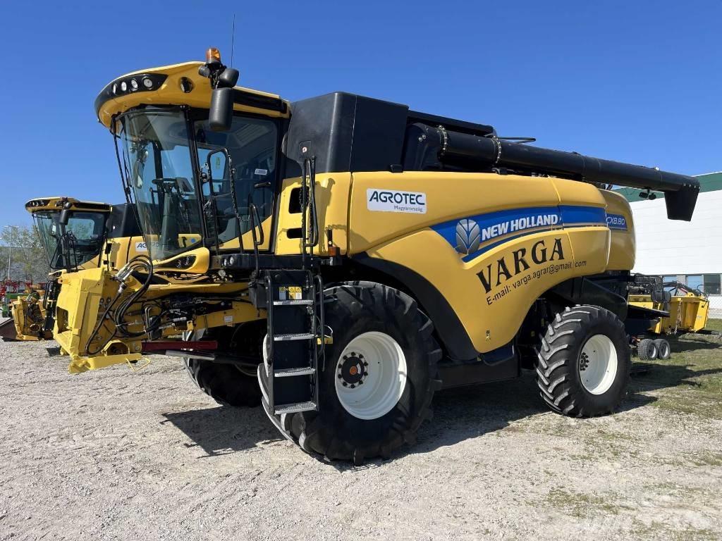 New Holland CX8.80 联合收割机