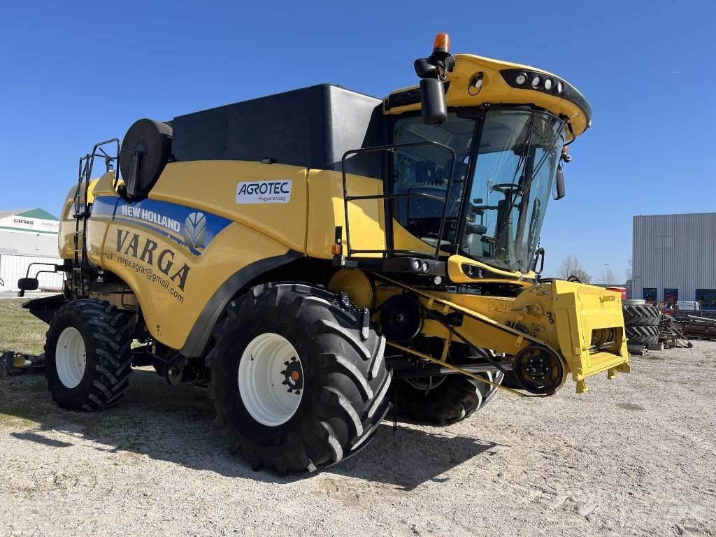New Holland CX8.80 联合收割机