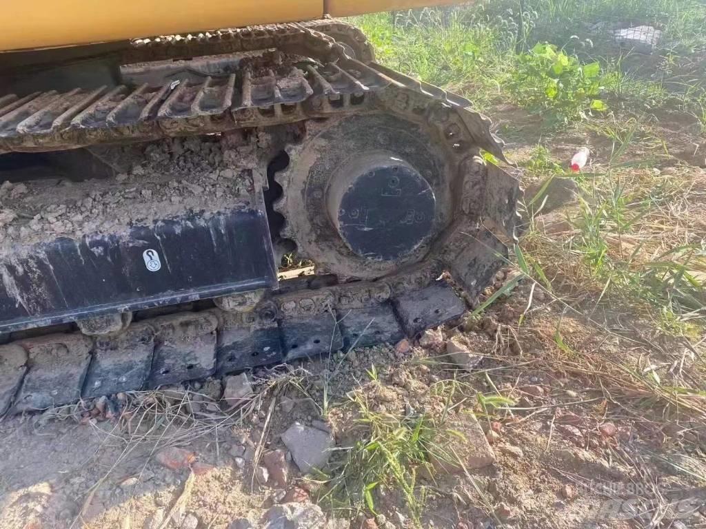 CAT 307 履带挖掘机