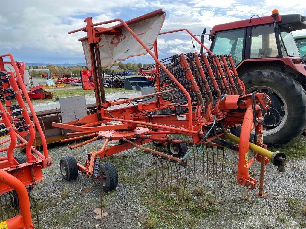 Kuhn GA 4521 GM 料堆整形机
