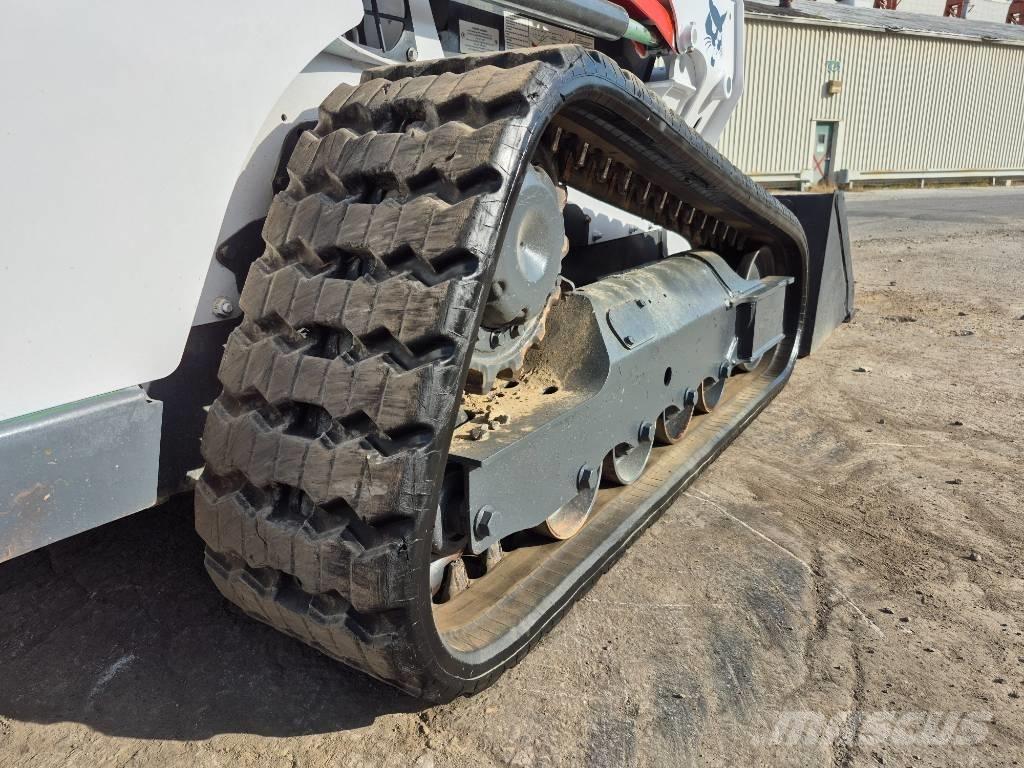 Bobcat T 550 滑移装载机
