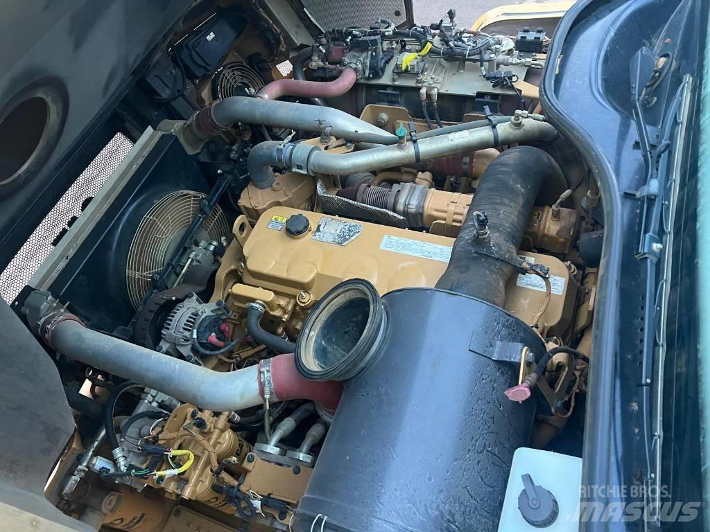 CAT 730 C 铰接式自卸车