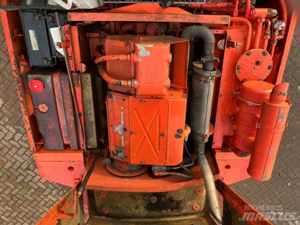 Atlas 1304 轮式挖掘机