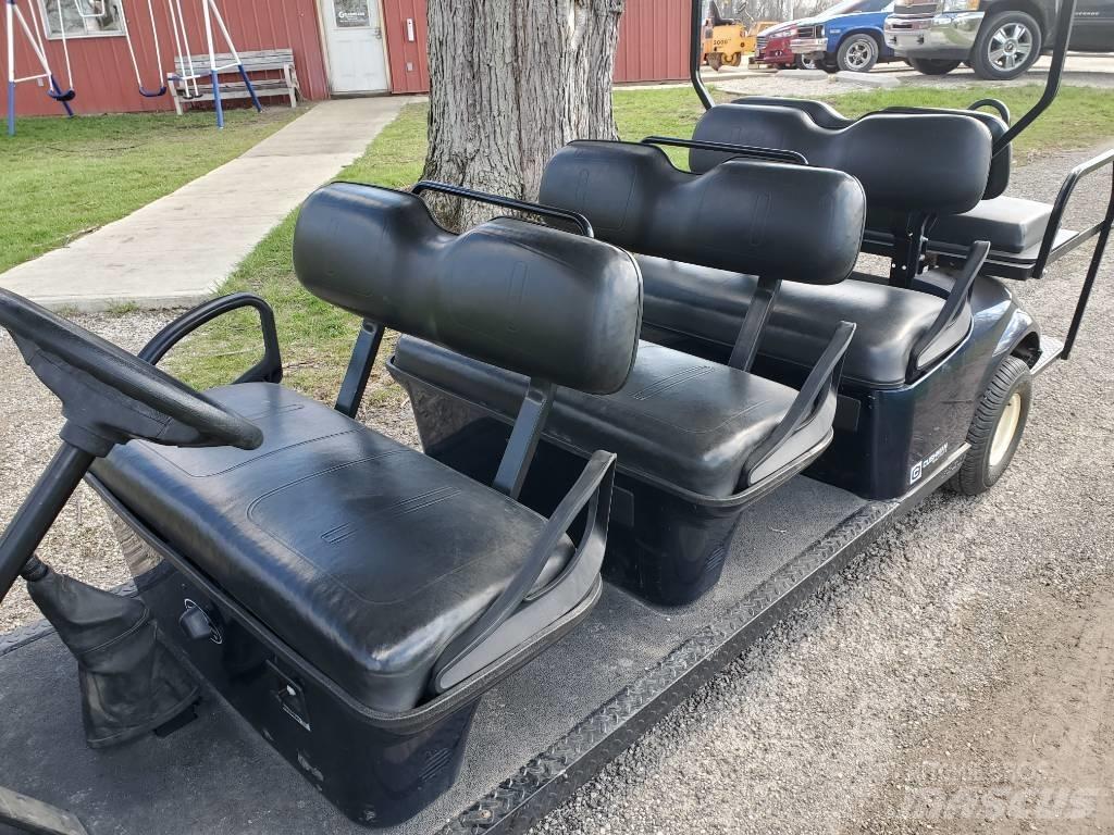 Cushman Shuttle 8 搬运车