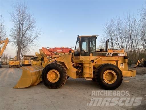 CAT 950 F 轮式装载机