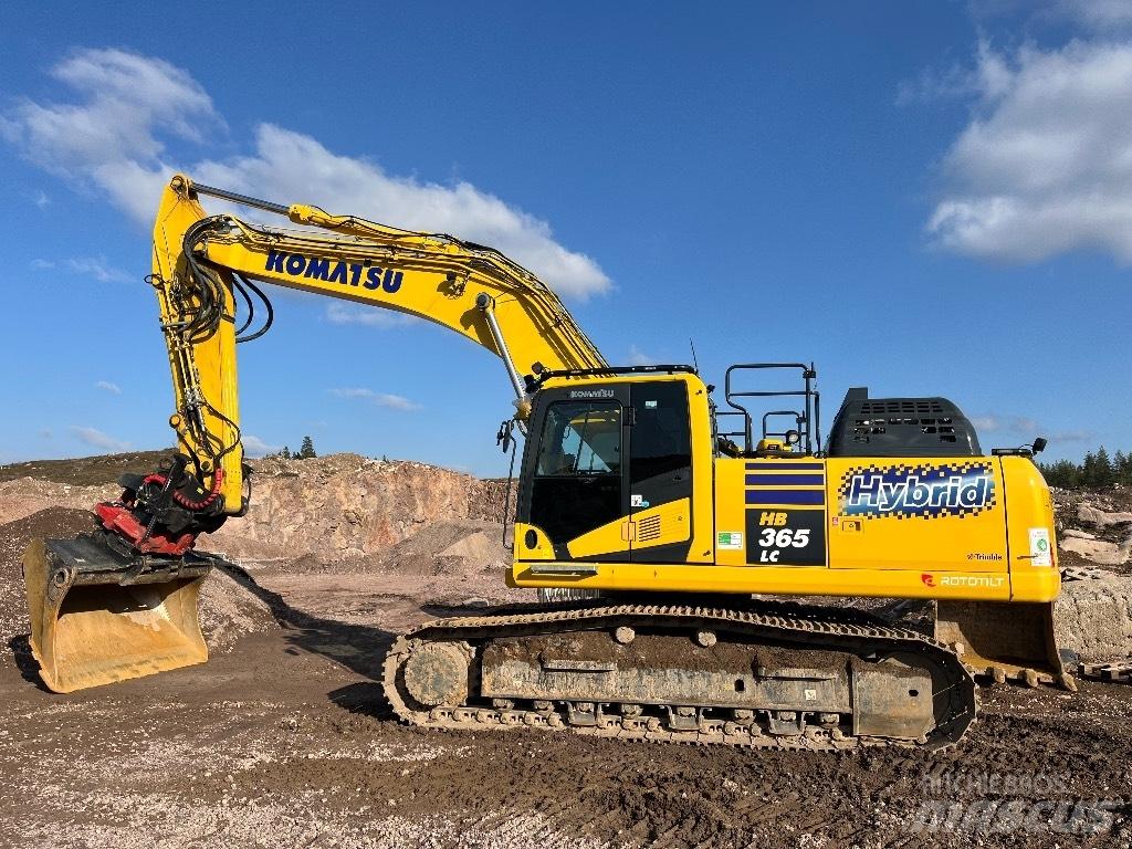 Komatsu HB 365LC-3E0 履带挖掘机