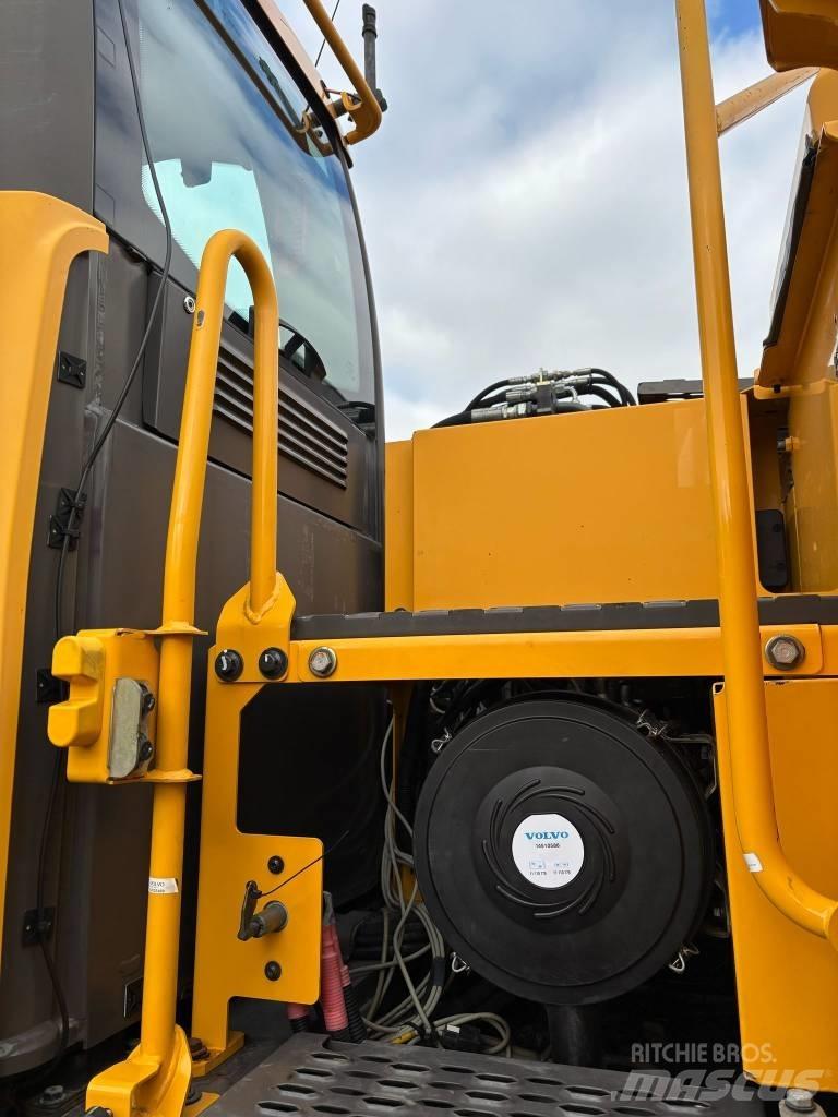 Volvo EW 180 D 轮式挖掘机
