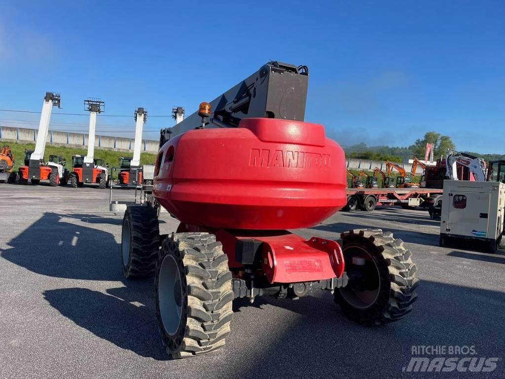Manitou 200 ATJ 曲臂高空工作平台