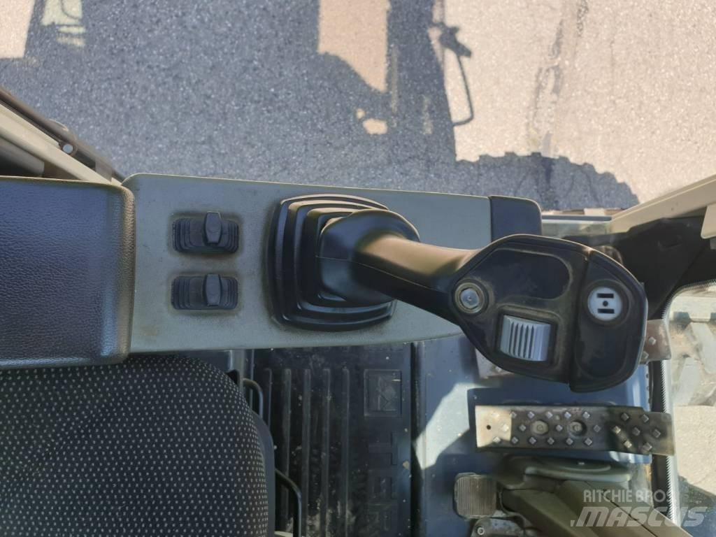 Terex TW 85 轮式挖掘机