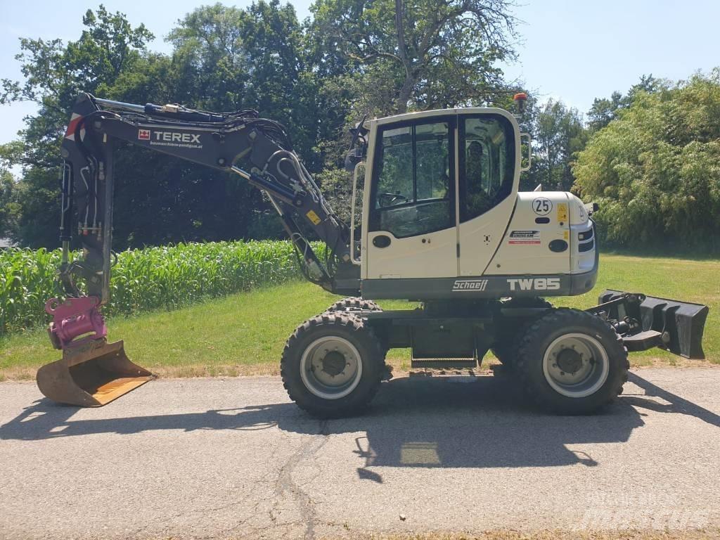 Terex TW 85 轮式挖掘机