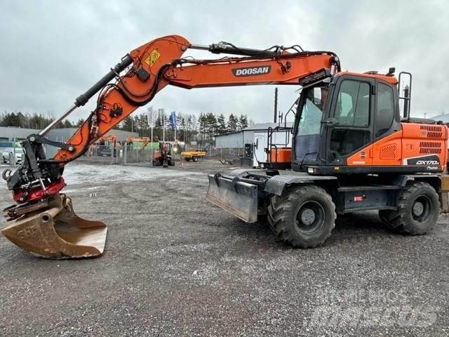 Doosan DX 170 W-5 轮式挖掘机