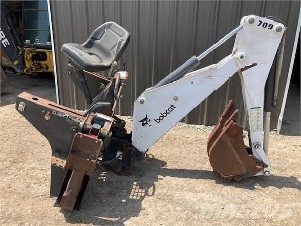 Bobcat 709 FDS 滑移装载机