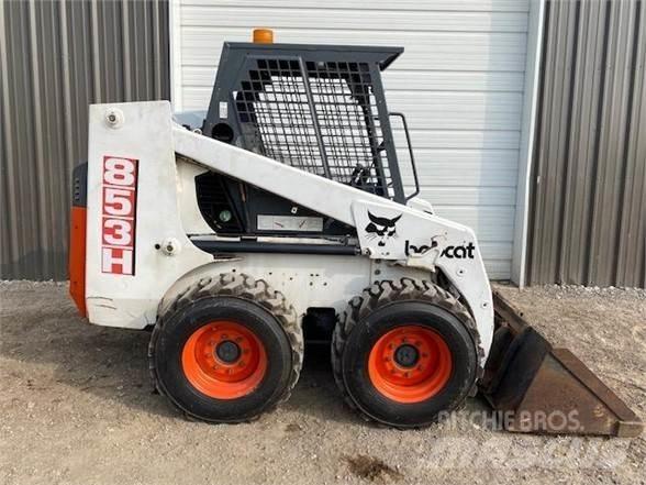 Bobcat 853H 滑移装载机