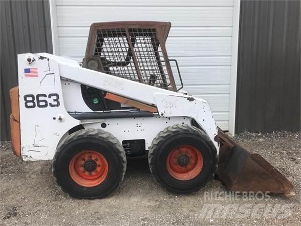 Bobcat 863 滑移装载机