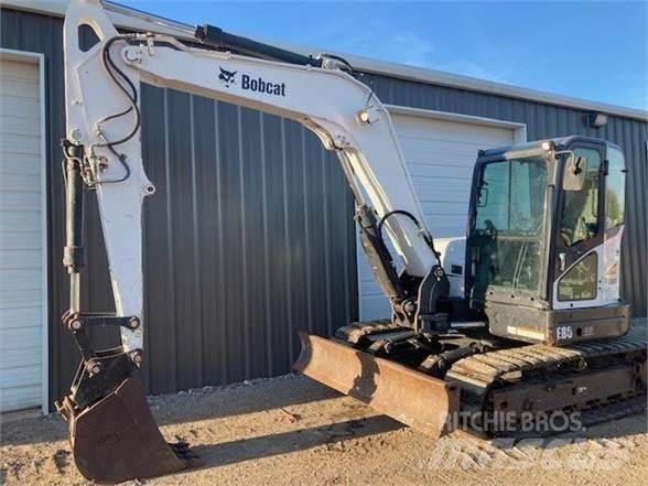 Bobcat E85M 履带挖掘机