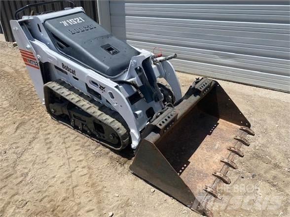 Bobcat MT52 滑移装载机