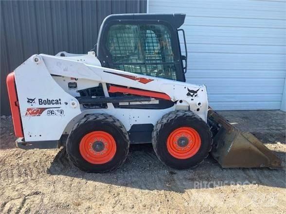 Bobcat S550 滑移装载机