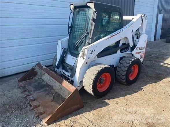 Bobcat S650 滑移装载机