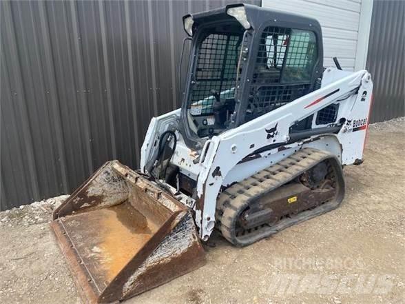 Bobcat T450 滑移装载机