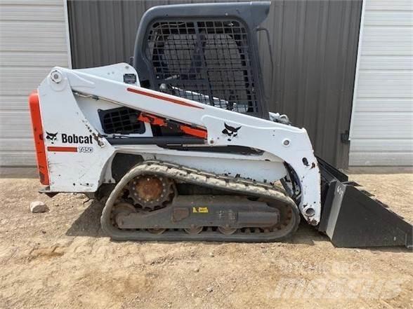 Bobcat T450 滑移装载机