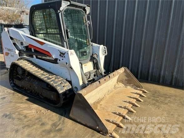 Bobcat T550 滑移装载机