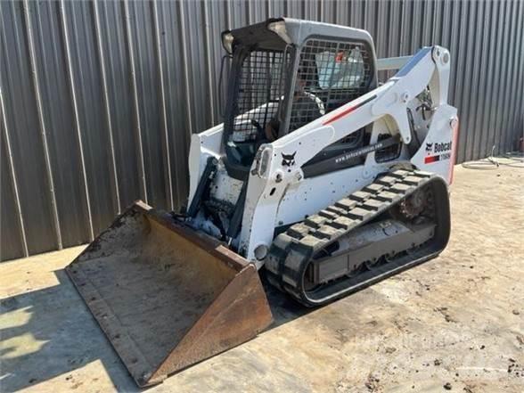 Bobcat T650 滑移装载机