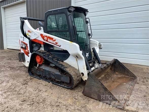 Bobcat T66 滑移装载机