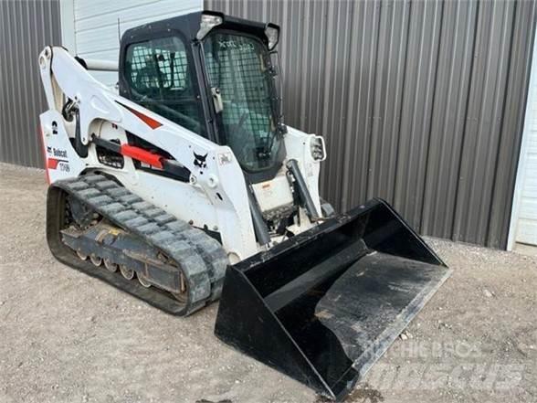Bobcat T740 滑移装载机