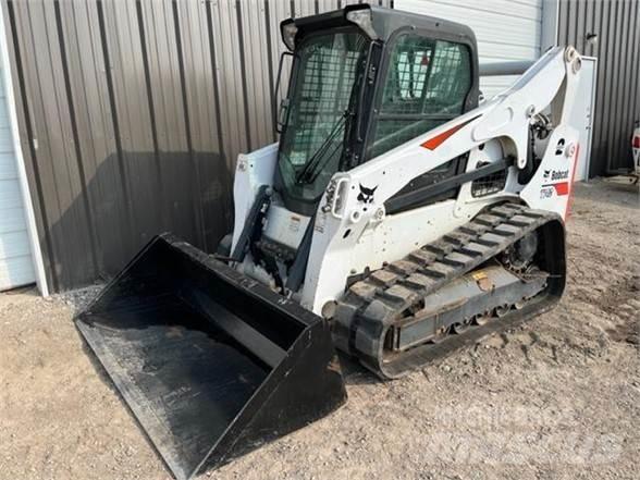 Bobcat T740 滑移装载机