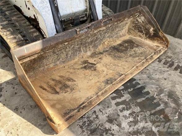 Bobcat T750 滑移装载机