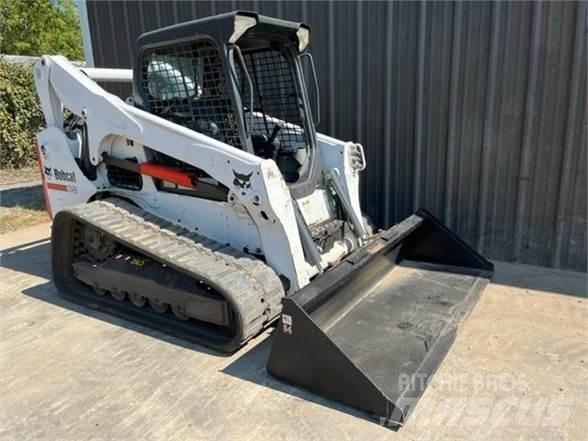 Bobcat T750 滑移装载机