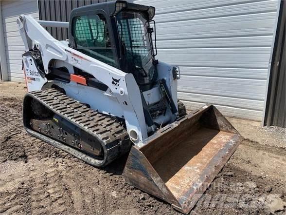 Bobcat T870 滑移装载机