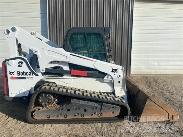 Bobcat T870 滑移装载机