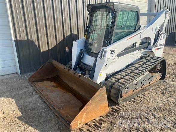 Bobcat T870 滑移装载机