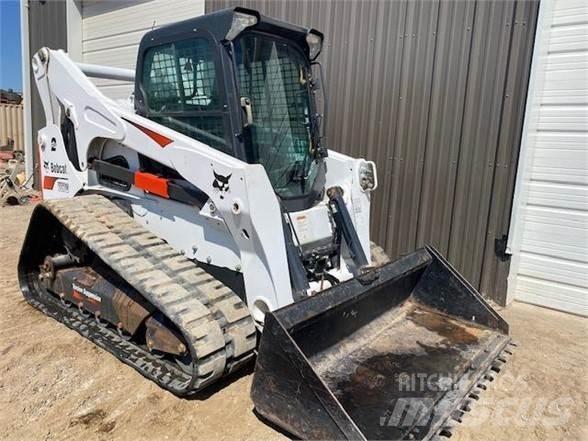 Bobcat T870 滑移装载机