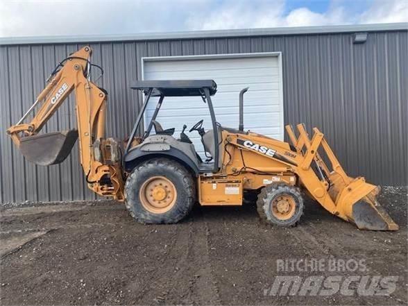 CASE 580M III 反铲装载机