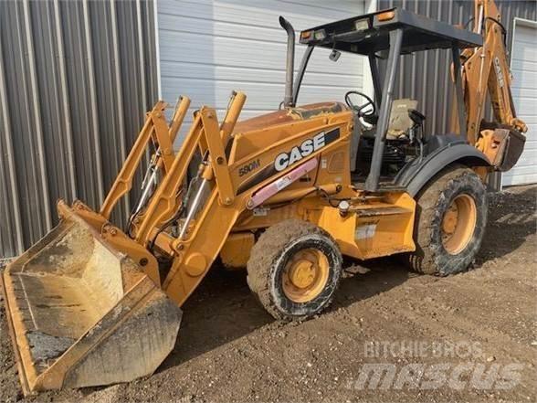 CASE 580M III 反铲装载机
