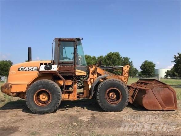 CASE 621D 轮式装载机