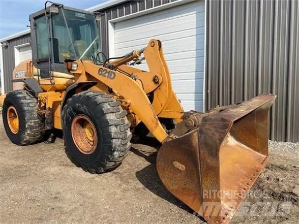 CASE 621D 轮式装载机