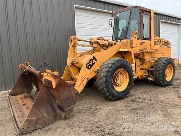 CASE 621ZF 轮式装载机