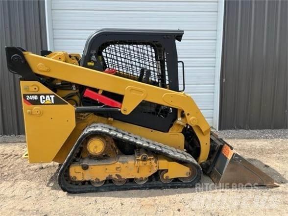 CAT 249D 滑移装载机