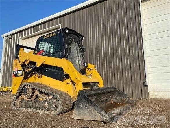 CAT 257D 滑移装载机